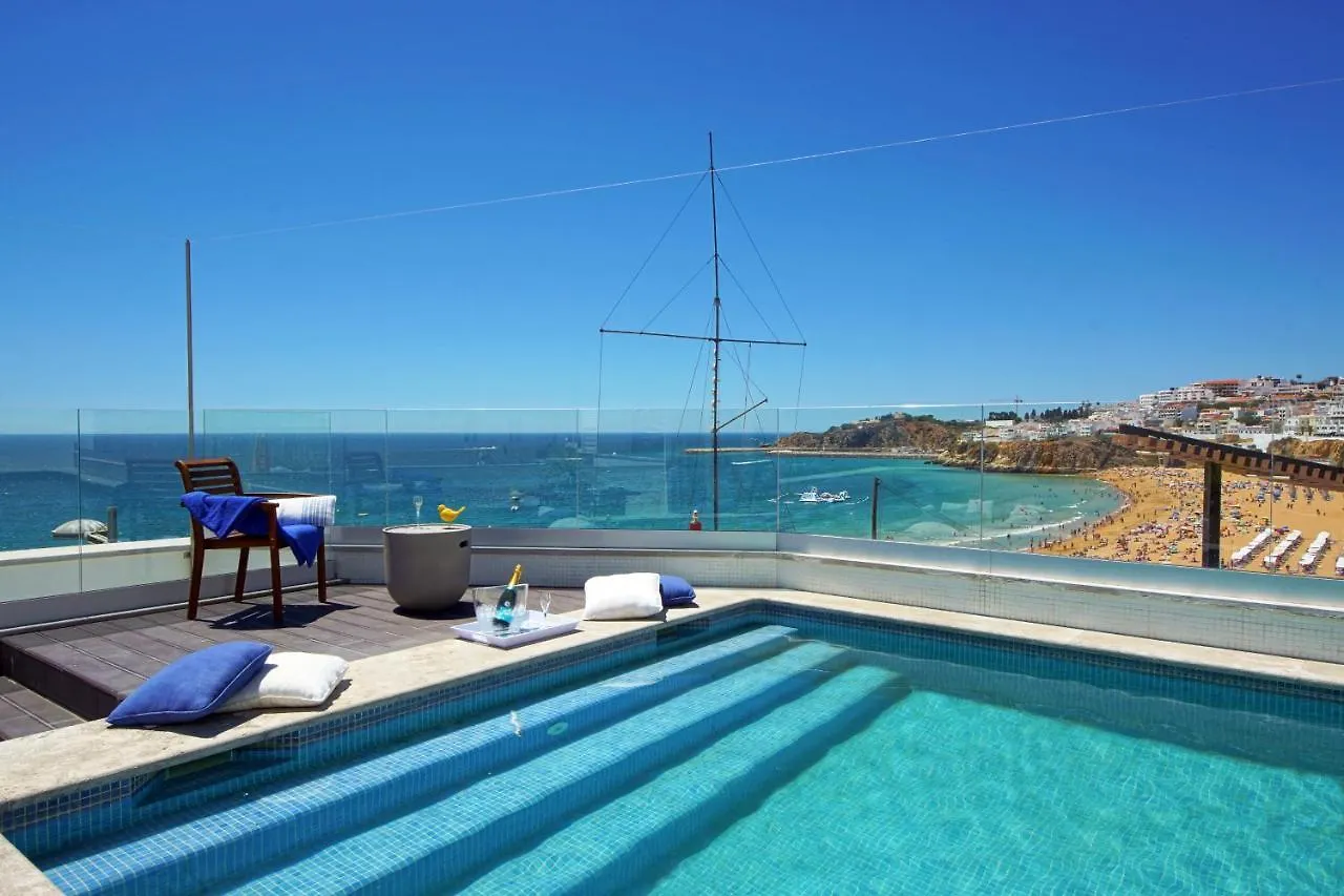 Casa Da Bandeira -Perfect Location-Beach Front- Rooftop Pool By Dreamvillasalbufeira location